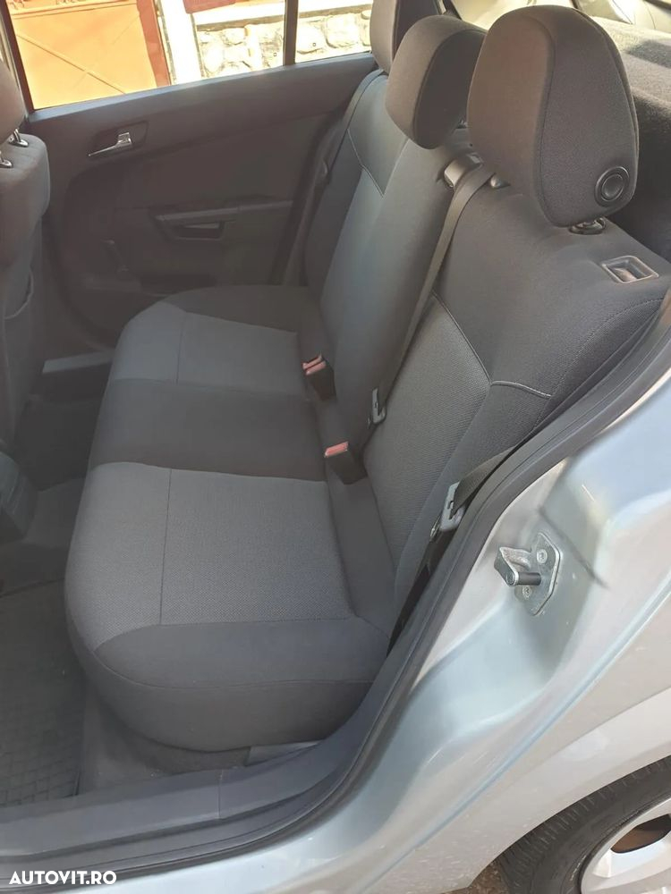Opel Astra - 15
