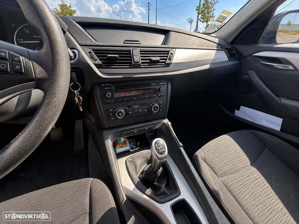 BMW X1 18 d sDrive Line Sport - 9