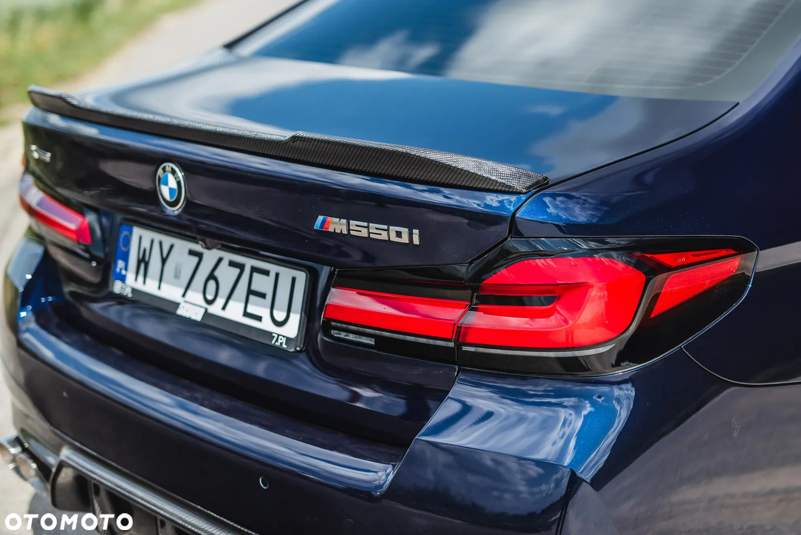 BMW Seria 5 M550i xDrive sport - 12