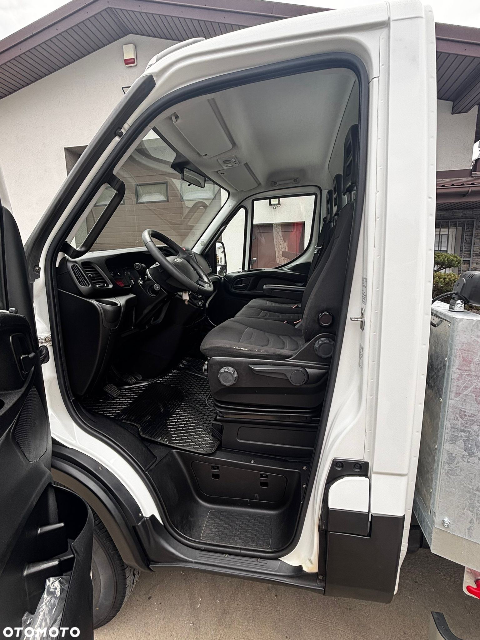 Iveco Daily 70C17 Autolaweta Laweta Pomoc Drogowa Nowy Najazd - 10