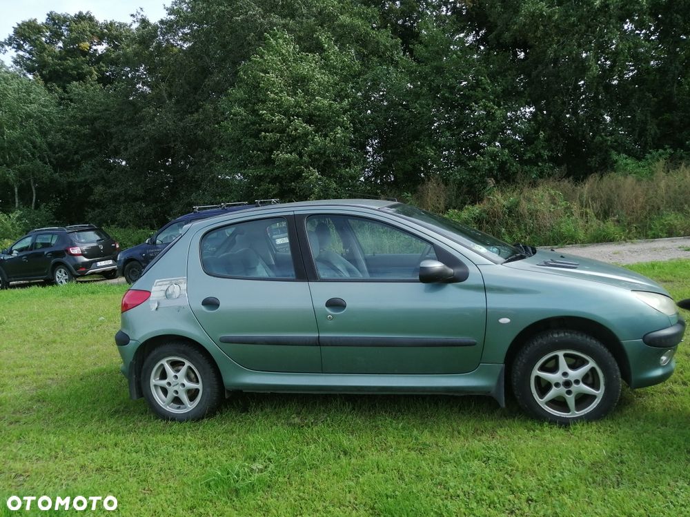 Peugeot 206 - 4