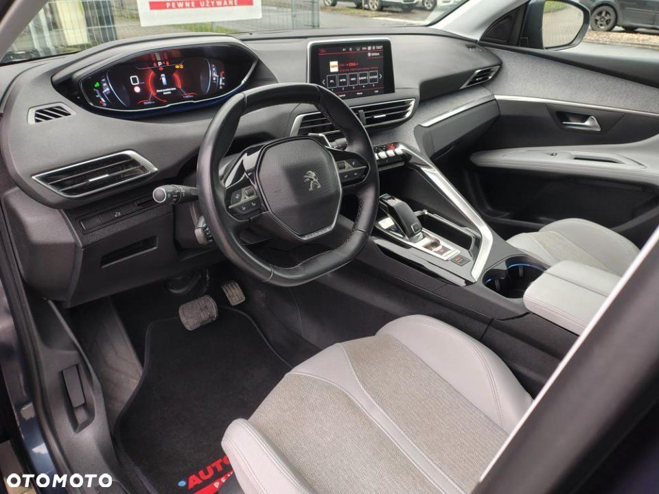 Peugeot 5008 - 22