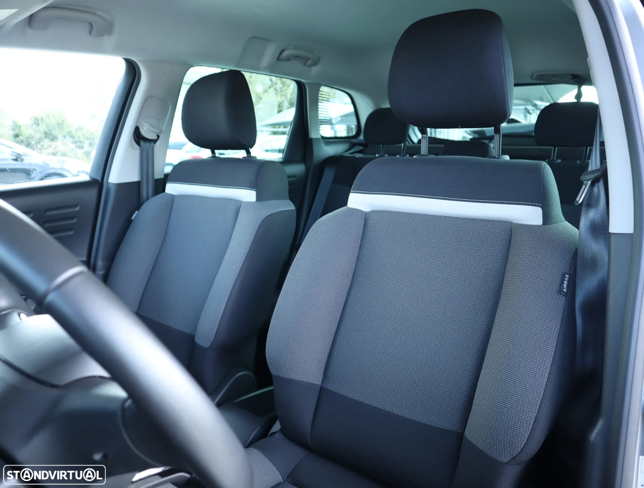 Citroën C3 Aircross 1.2 PureTech Plus - 26