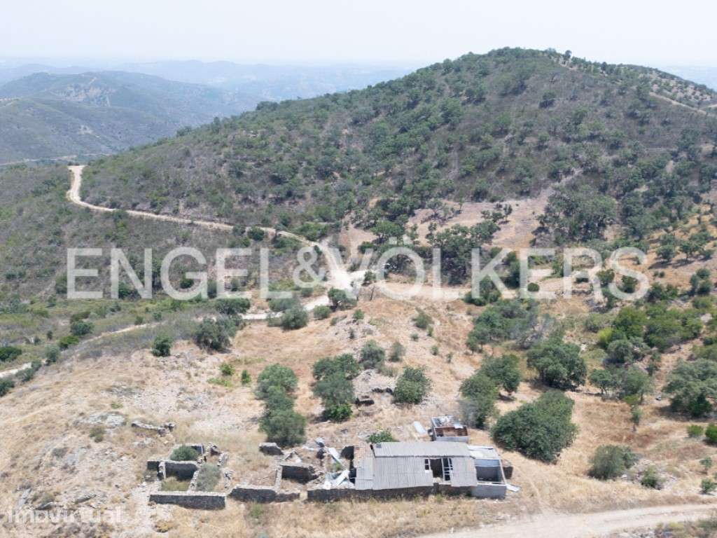 Terreno perto de Tavira com Potencial Turístico - Grande imagem: 2/19