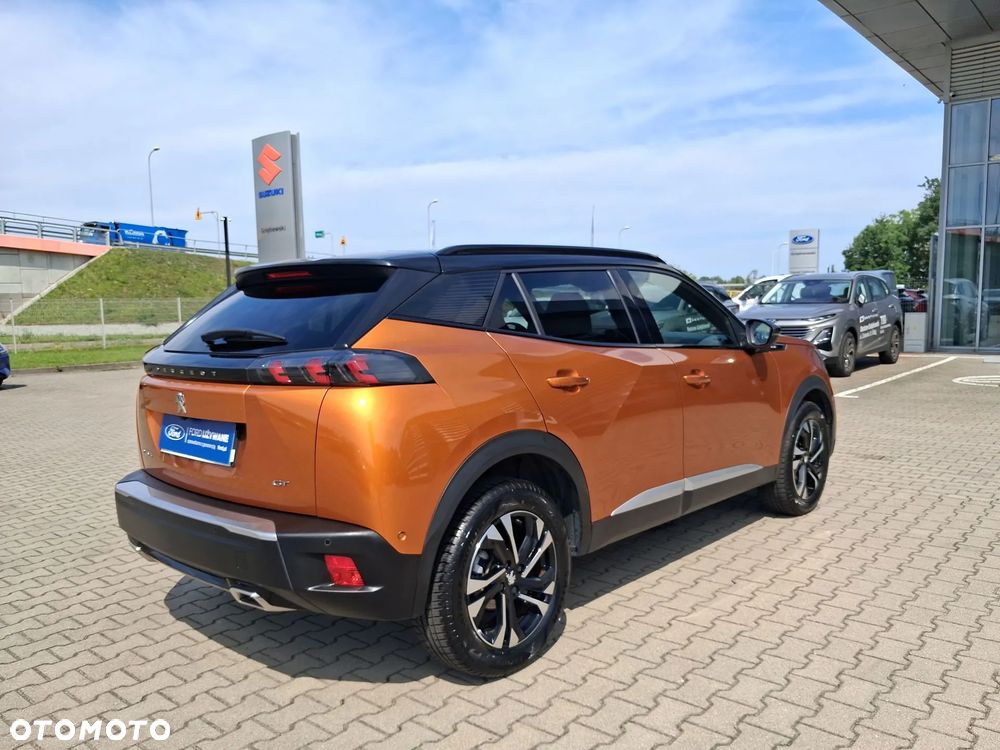 Peugeot 2008 1.2 PureTech GT S&S EAT8 - 11