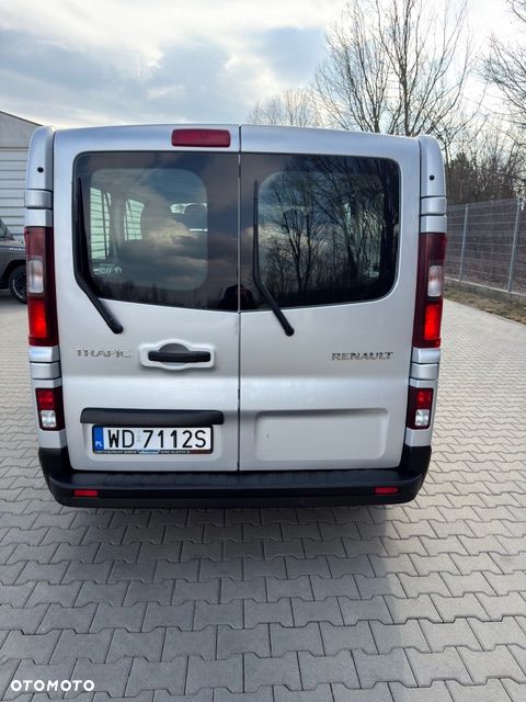 Renault Trafic Grand 1.6 dCi - 9