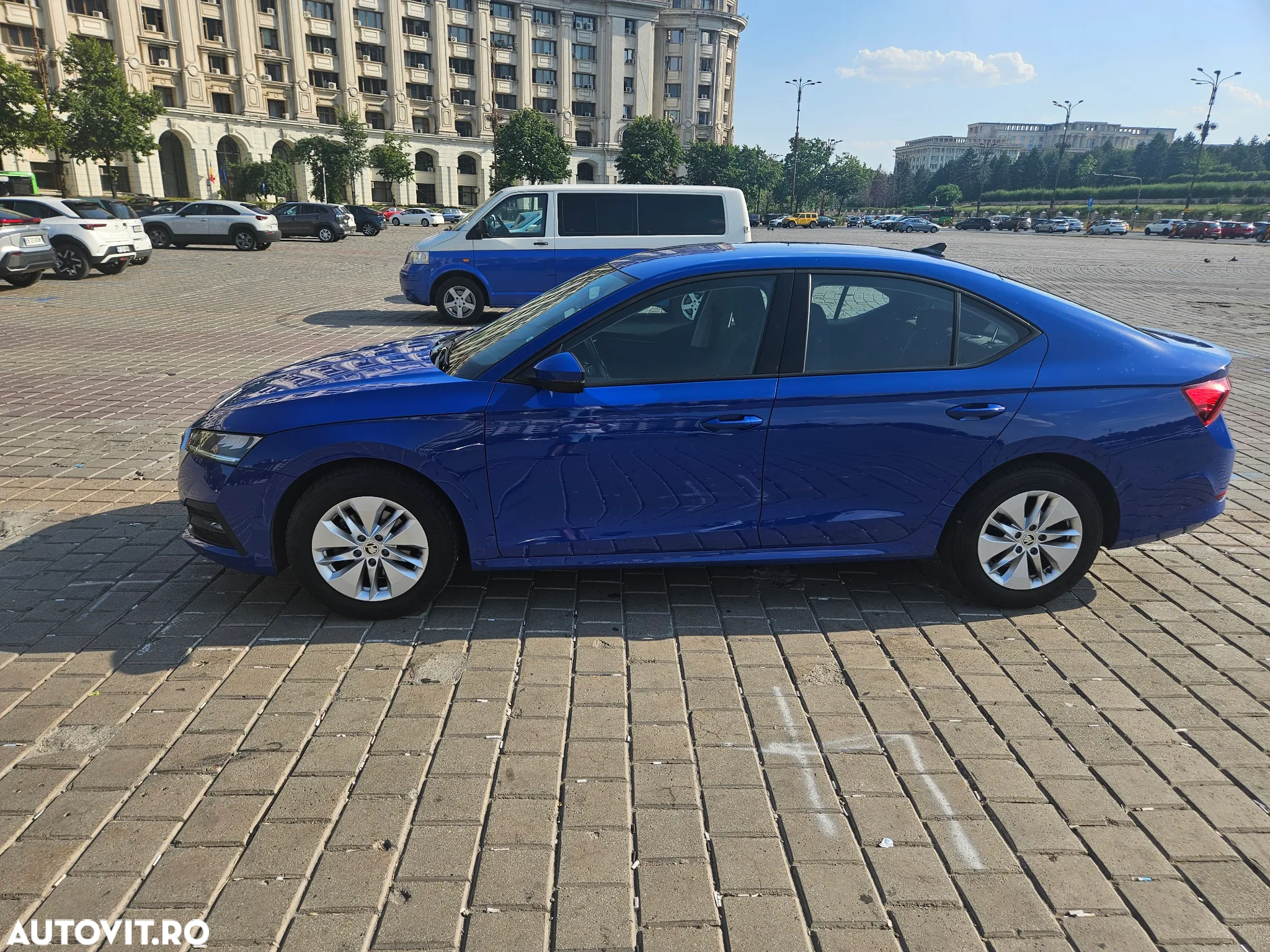 Skoda Octavia 2.0 TDI DSG Ambition - 3