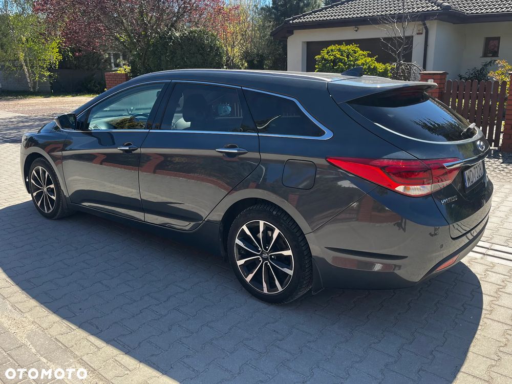 Hyundai i40 1.7 CRDi Premium DCT - 3