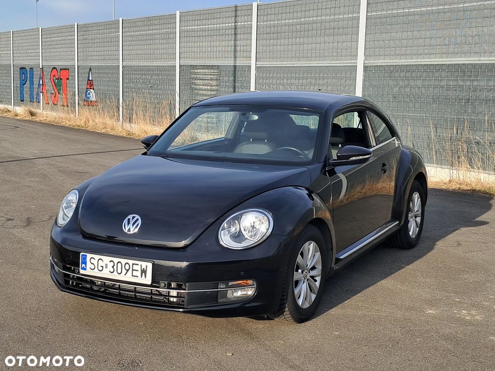 Volkswagen Beetle 1.6 TDI DPF Blue Motion Technologie Design - 24