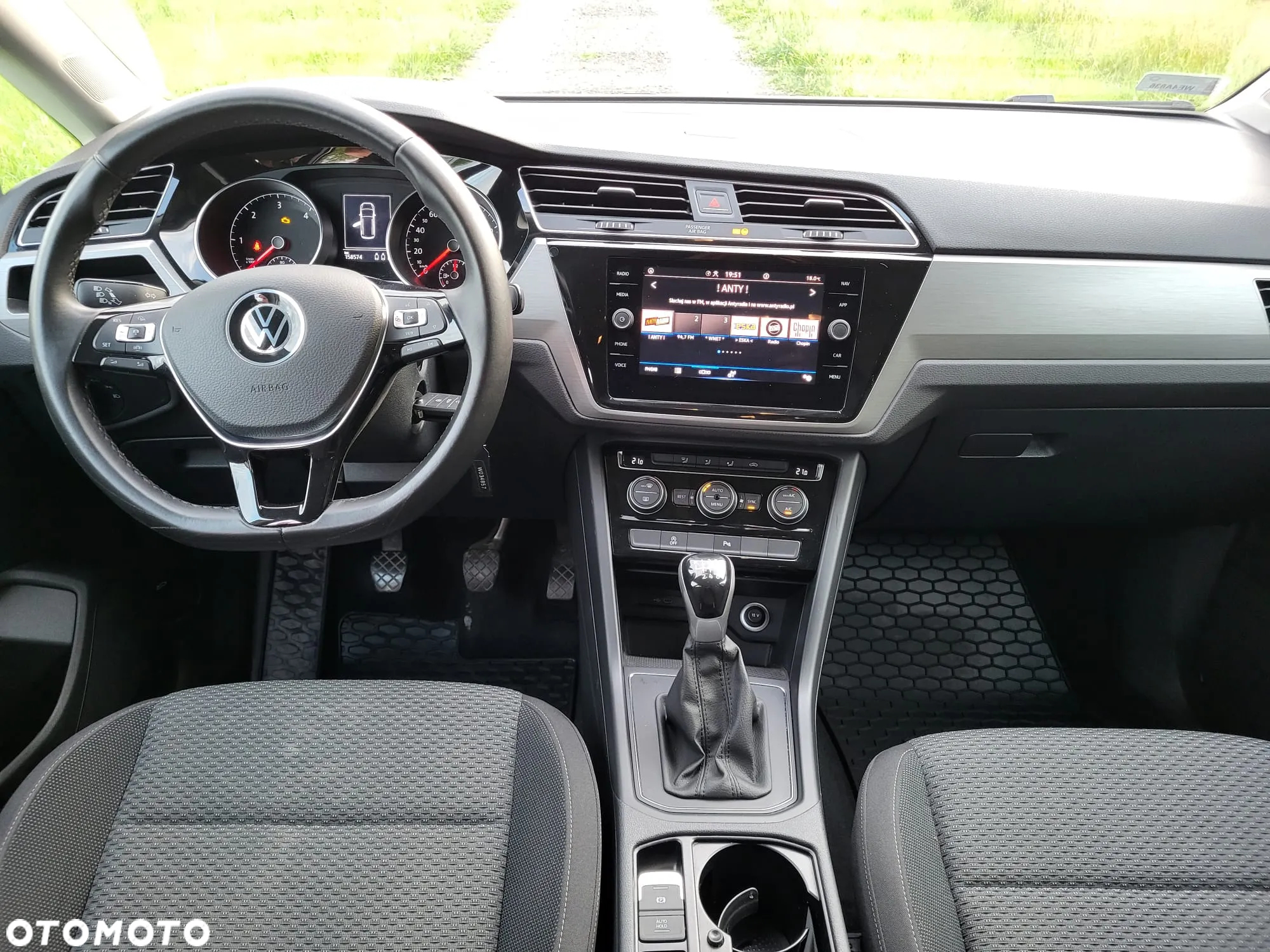 Volkswagen Touran 2.0 TDI BMT SCR Comfortline - 15