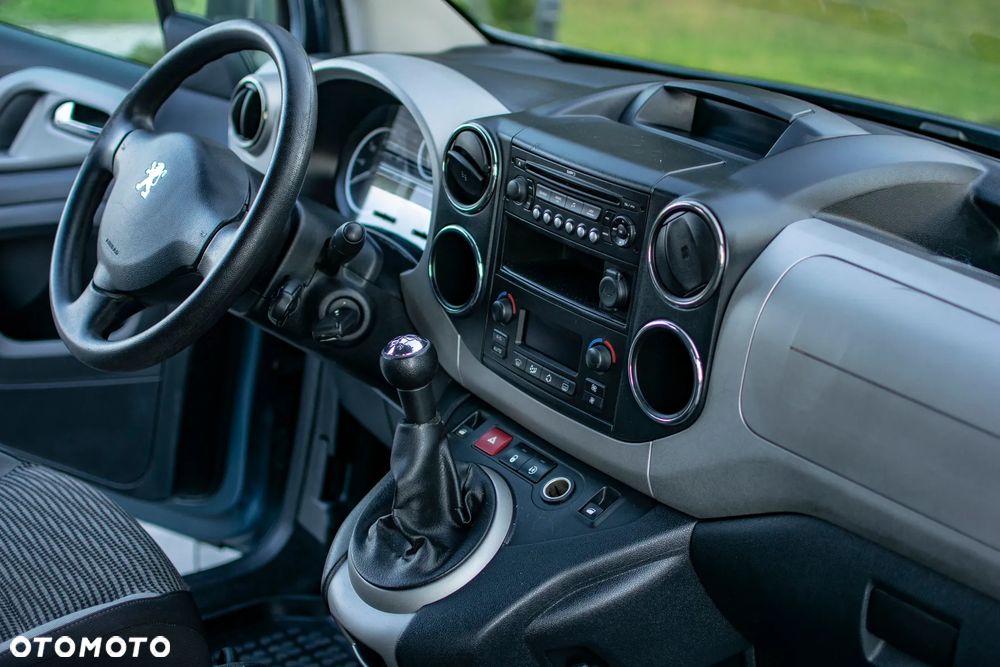Peugeot Partner 110 Escapade - 38