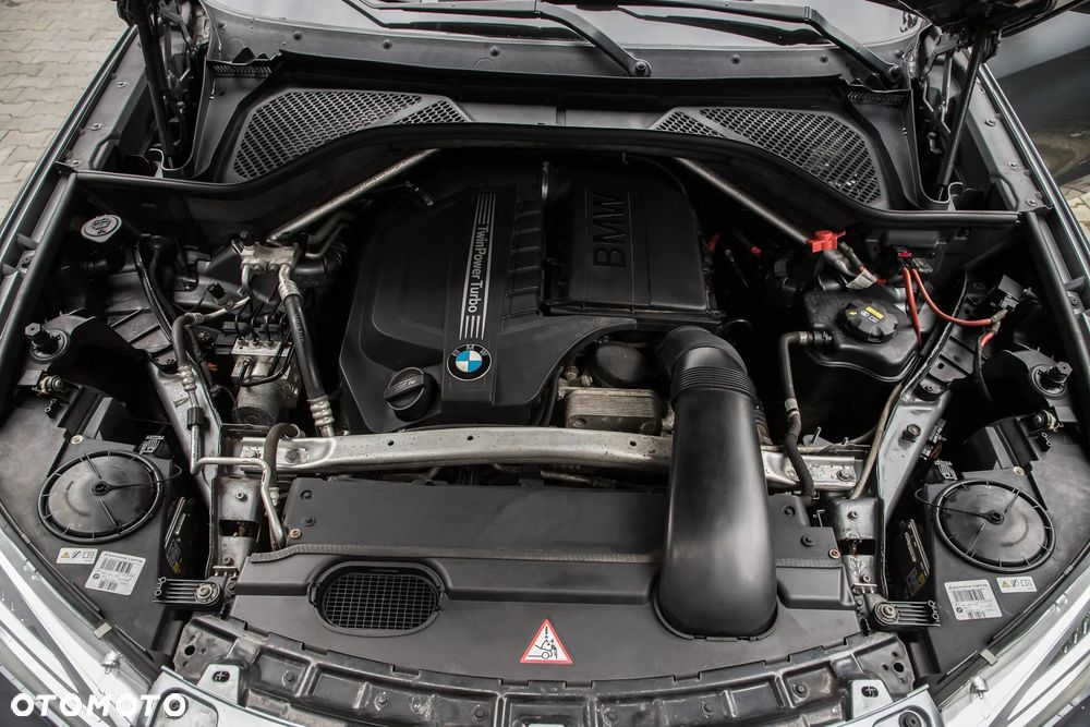 BMW X5 xDrive35i - 39