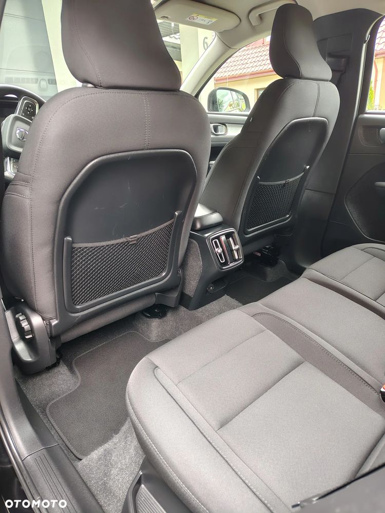 Volvo XC 40 - 32