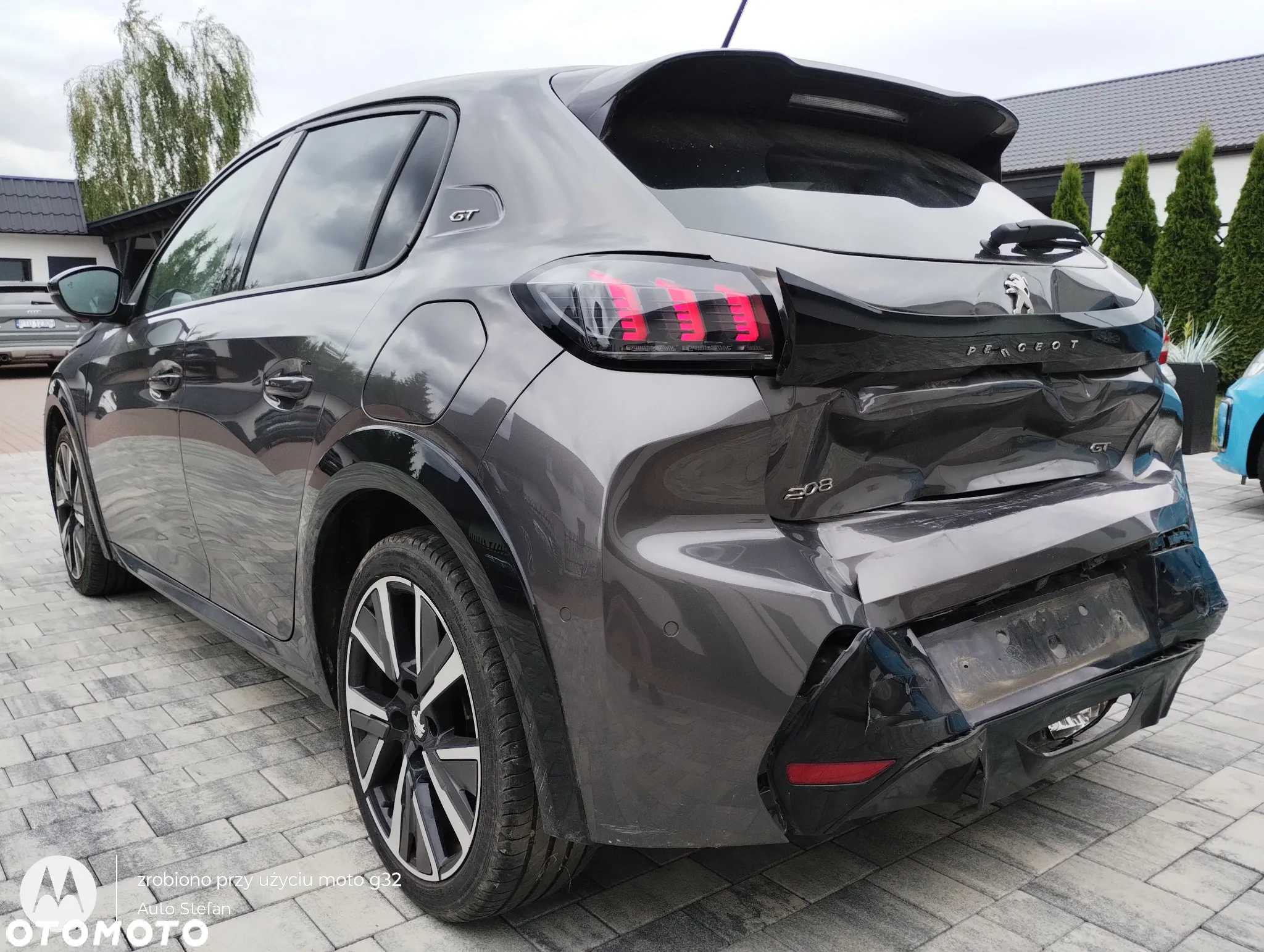 Peugeot 208 PureTech 100 EAT8 GT Pack - 9