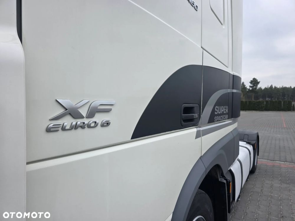DAF XF 460 Super Space Cab Low Deck Mega/Standard siodło podnoszone - 8