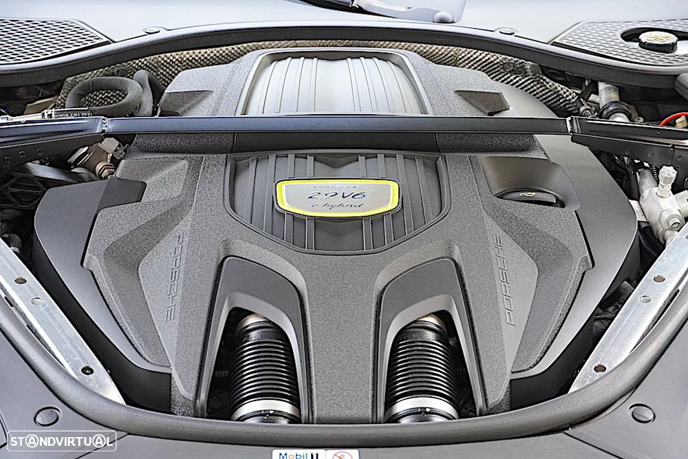 Porsche Panamera 4 E-Hybrid - 19
