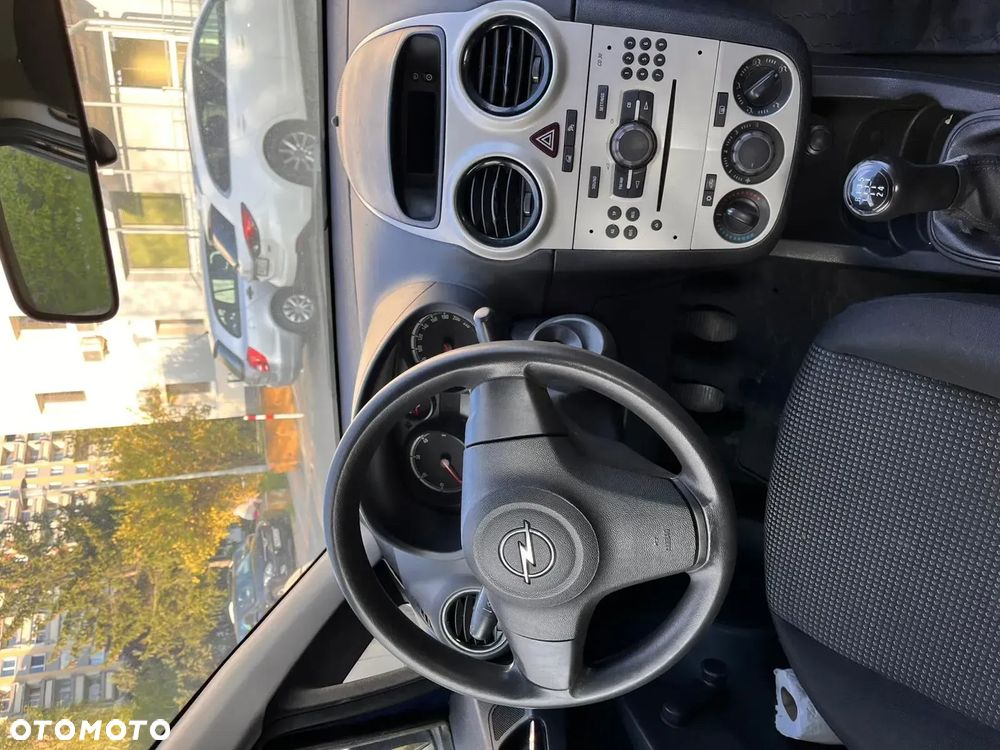 Opel Corsa 1.3 CDTI 111 - 2