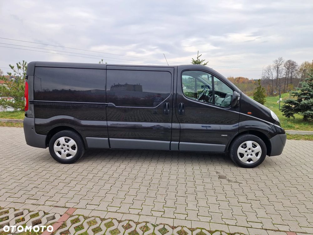 Opel Vivaro - 5