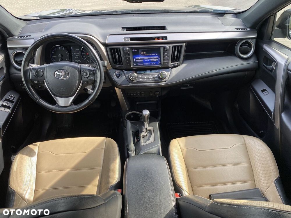 Toyota RAV4 - 12