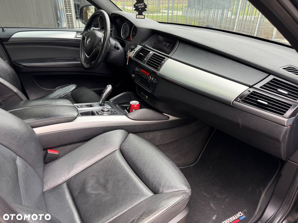 BMW X6 - 9