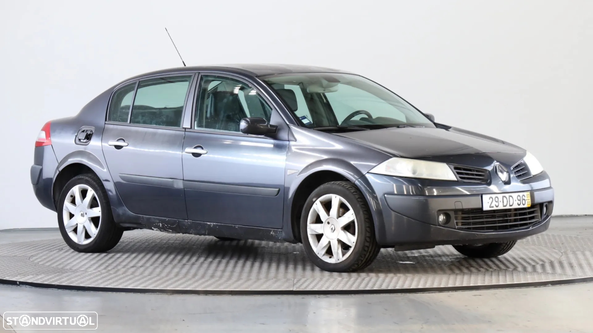 Renault Mégane 1.5 dCi Dynamique S - 2