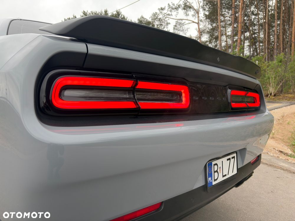 Dodge Challenger 3.6 GT AWD - 32