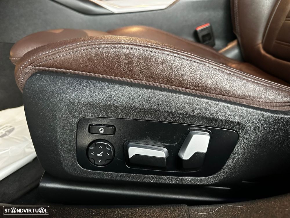 BMW 320 e Touring xDrive Aut. Luxury Line - 19