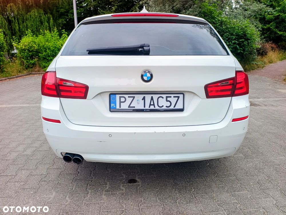 BMW Seria 5 520d xDrive Luxury Line - 9