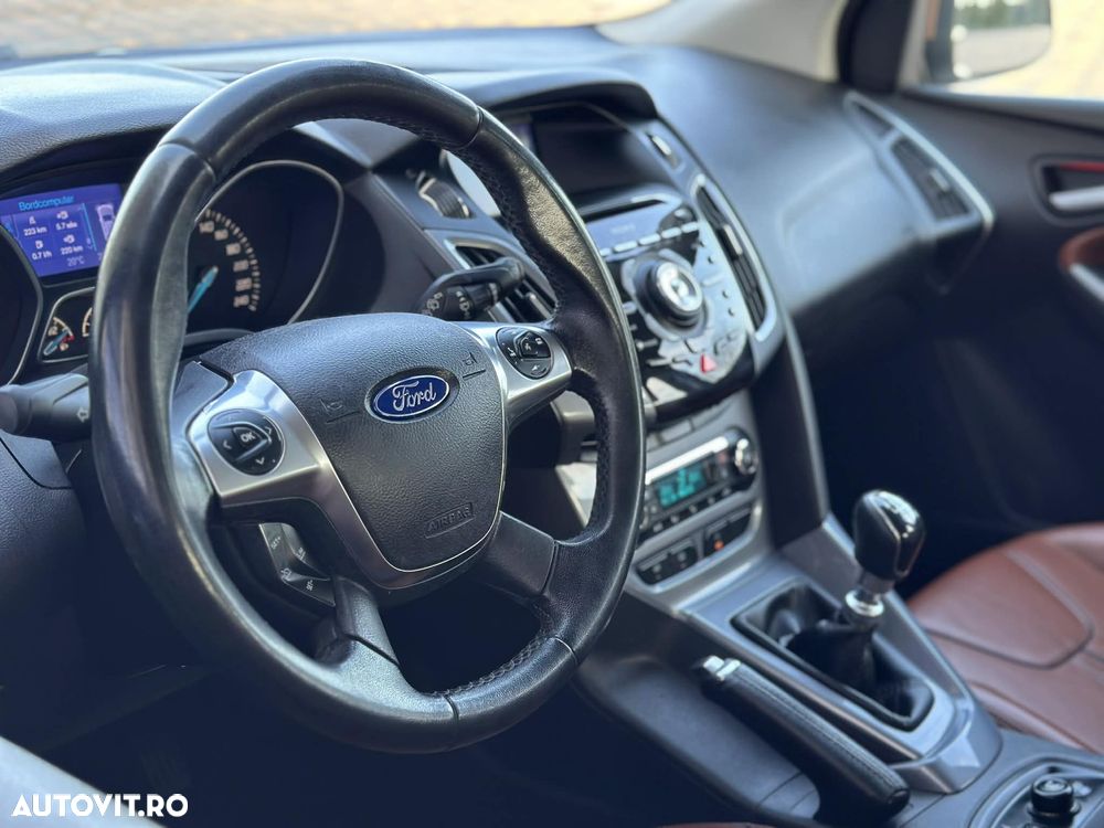 Ford Focus 1.6 TDCI ECOnetic 99g Start-Stopp-System Titanium - 15