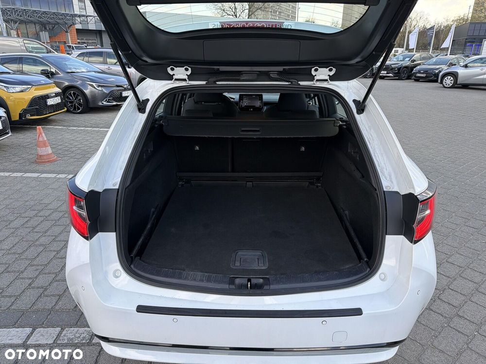 Toyota Corolla 1.8 Hybrid Active - 26