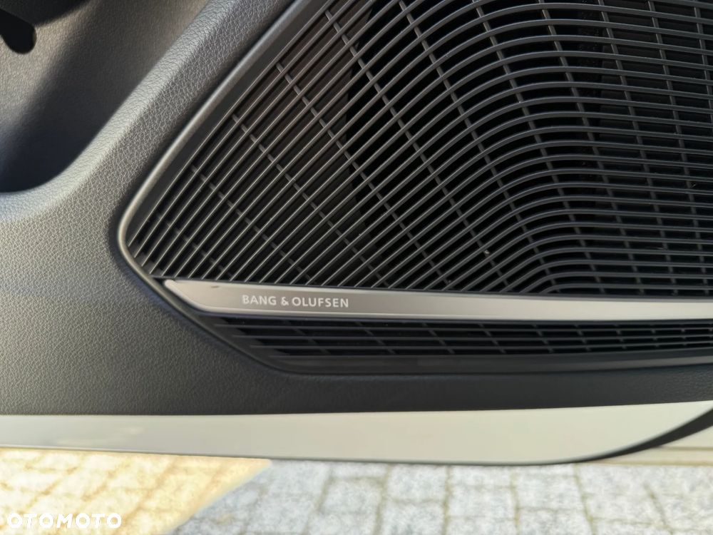 Audi A4 Avant 2.0 TDI S tronic - 30