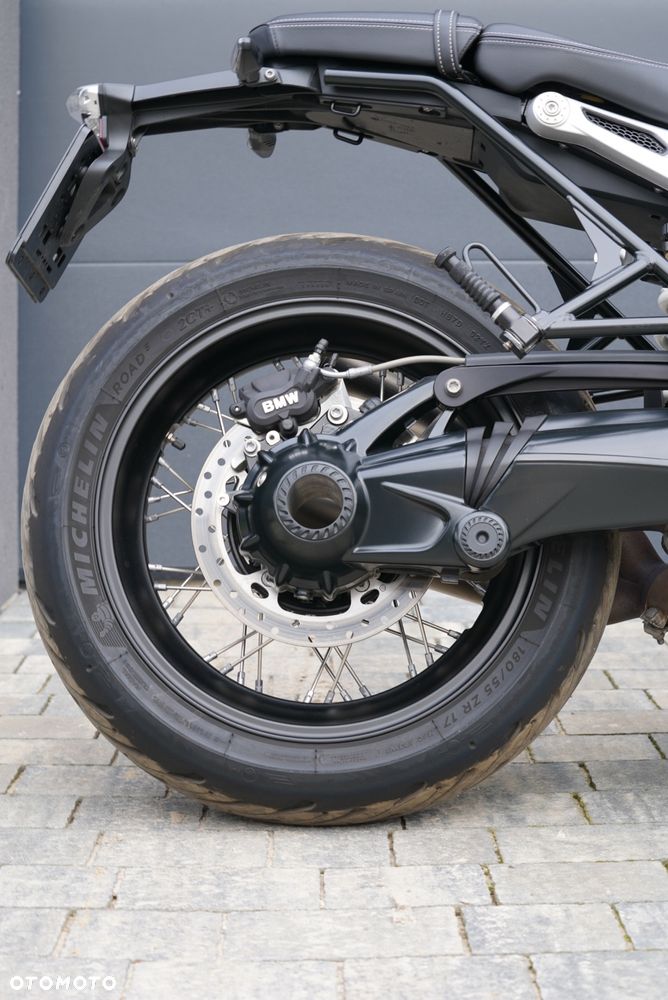 BMW R - 7