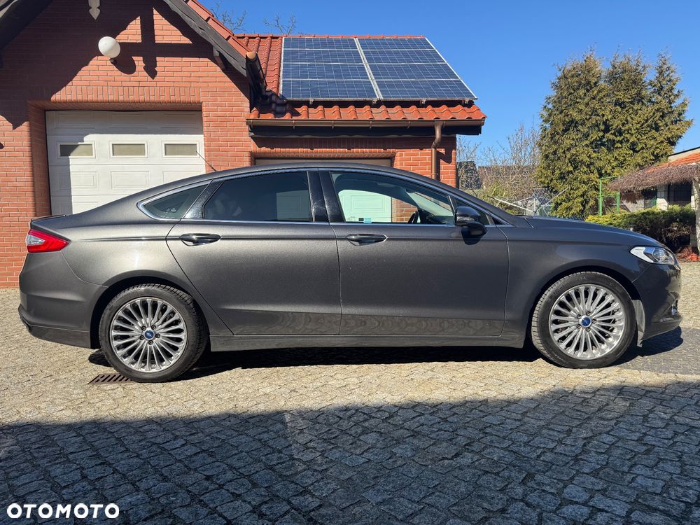 Ford Mondeo 2.0 EcoBoost Titanium - 17