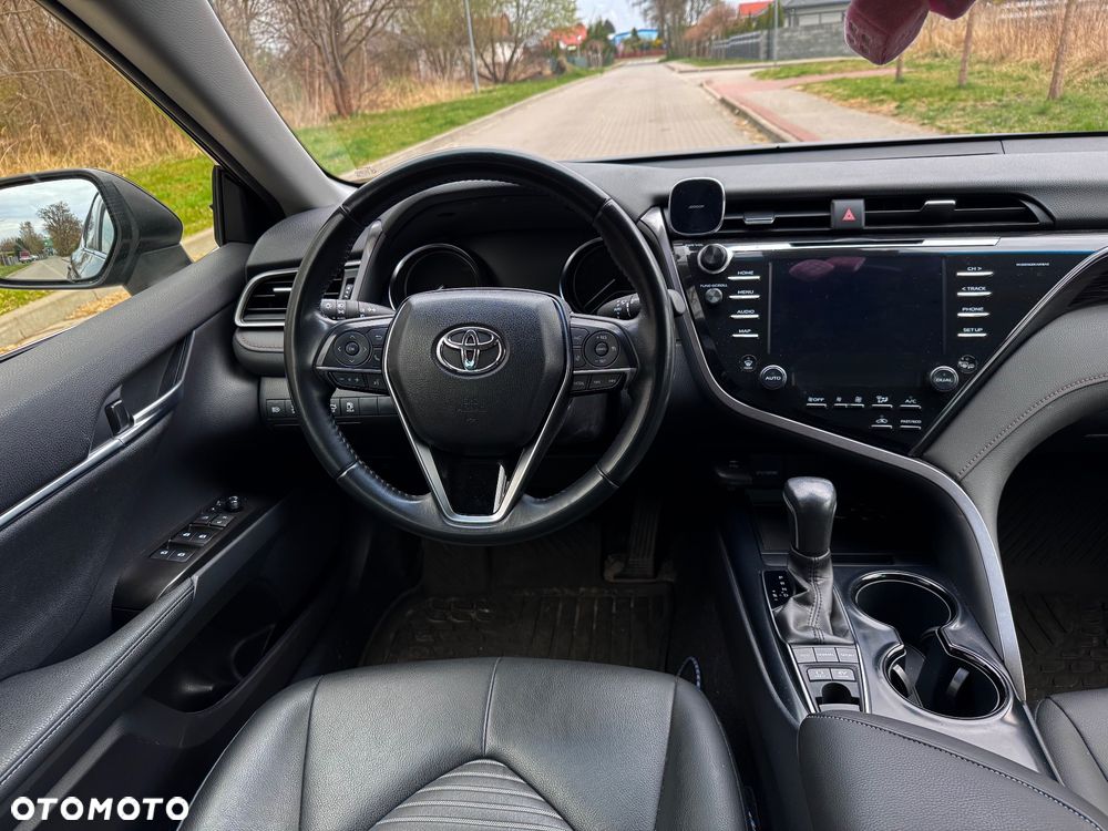 Toyota Camry 2.5 Hybrid Comfort CVT - 9