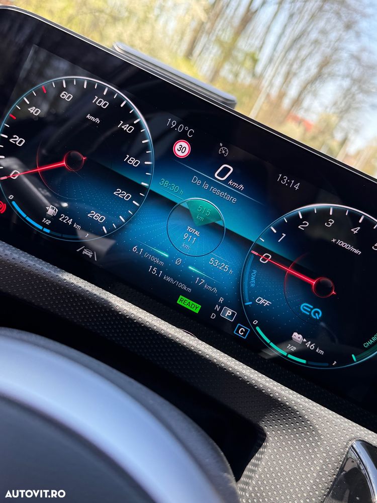 Mercedes-Benz A 250 e 8G-DCT Advanced AMG Line - 25