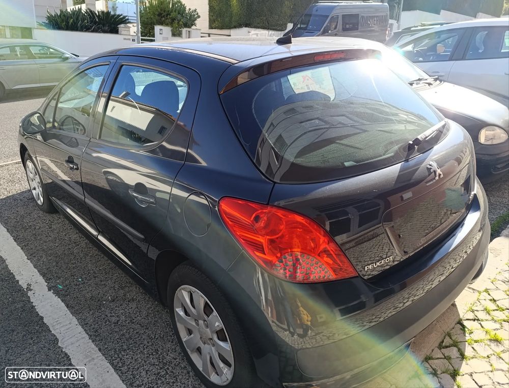 Peugeot 207 1.4 HDi Urban - 4