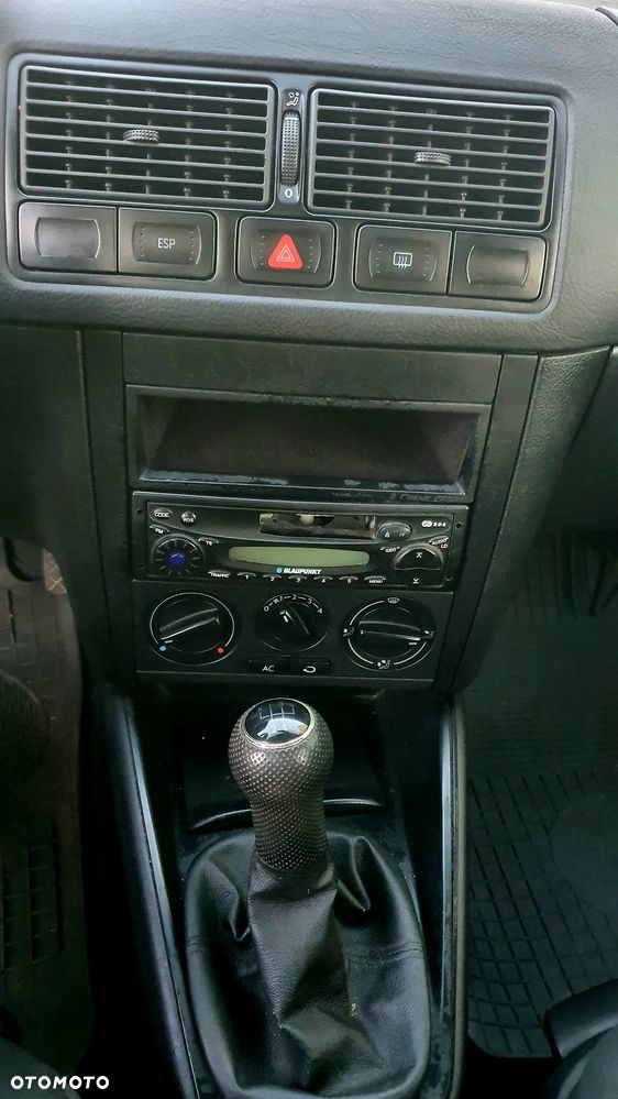 Volkswagen Golf - 9