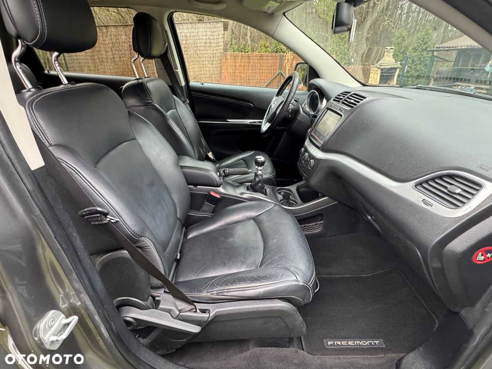 Fiat Freemont 2.0 Multijet Lounge - 22