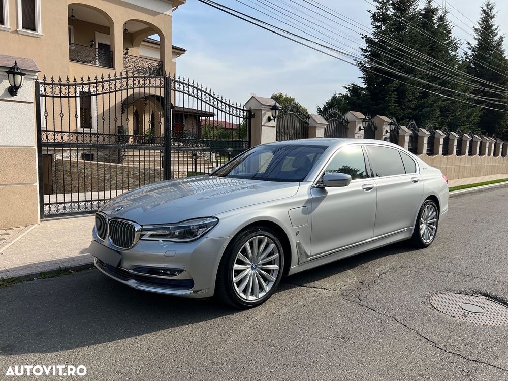 BMW Seria 7 740Le xDrive iPerformance - 1