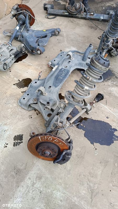 ZWROTNICA PRAWA PRZÓD MCPHERSON AMORTYZATOR FIAT TIPO II 1.4 - 1