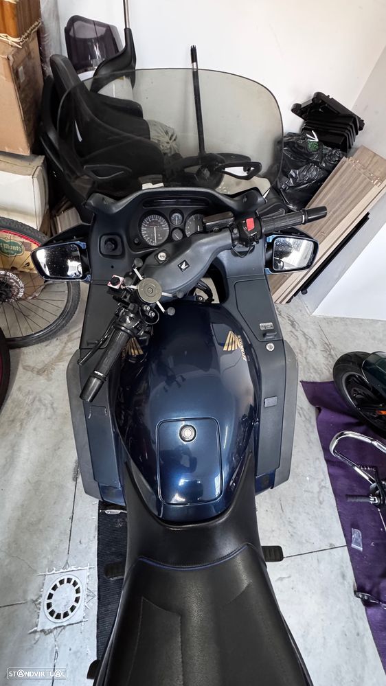 Honda Pan European ST 1100 - 11