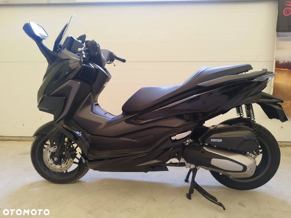 Honda NSS - 4