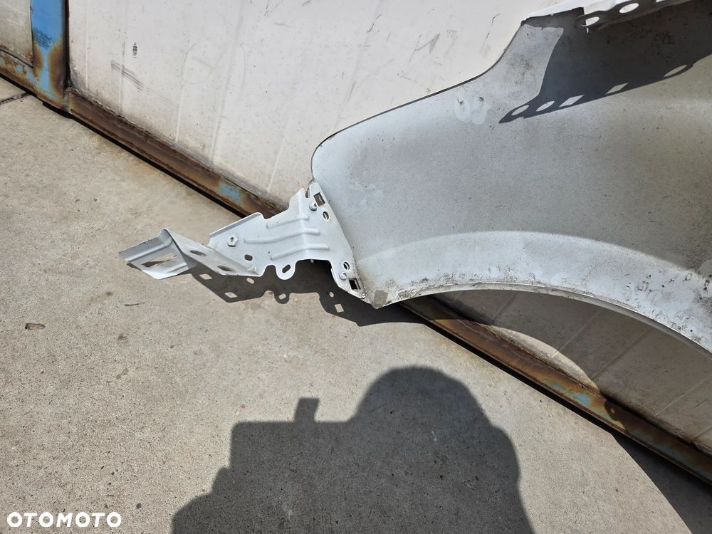 Błotnik przedni prawy Peugeot 208 EWPB - 18