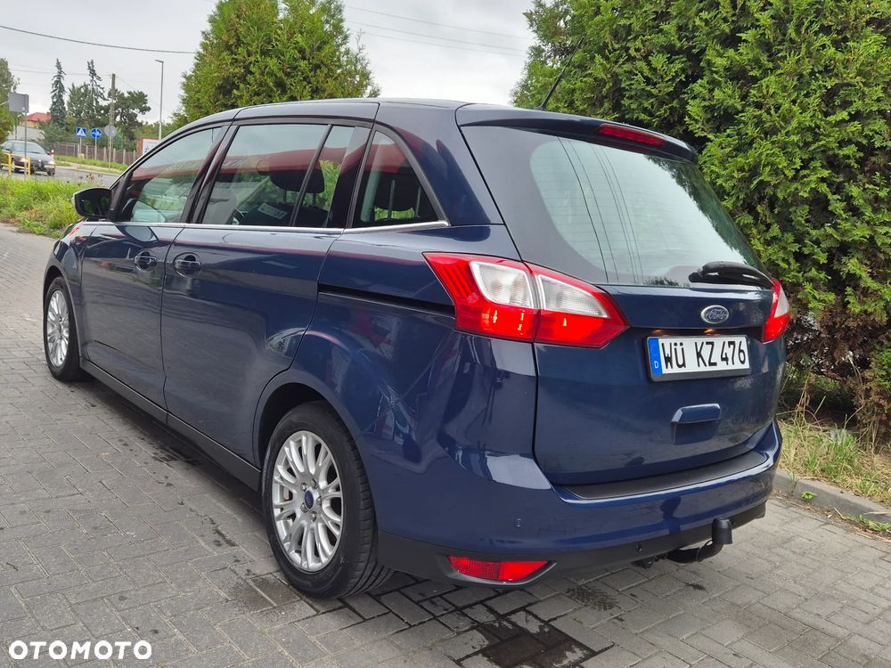 Ford Grand C-MAX - 10