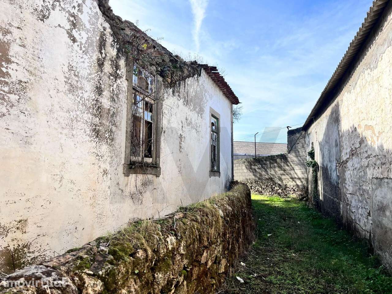 Moradia em Ruína no centro de Figueira Castelo Rodrigo em Área de Reab - Grande imagem: 4/18