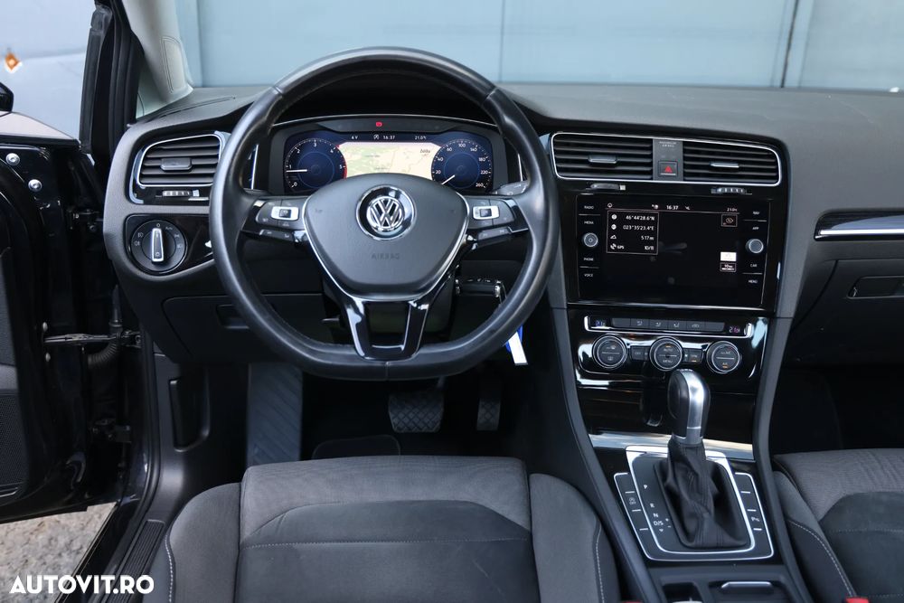 Volkswagen Golf 1.6 TDI SCR DSG Comfortline - 6