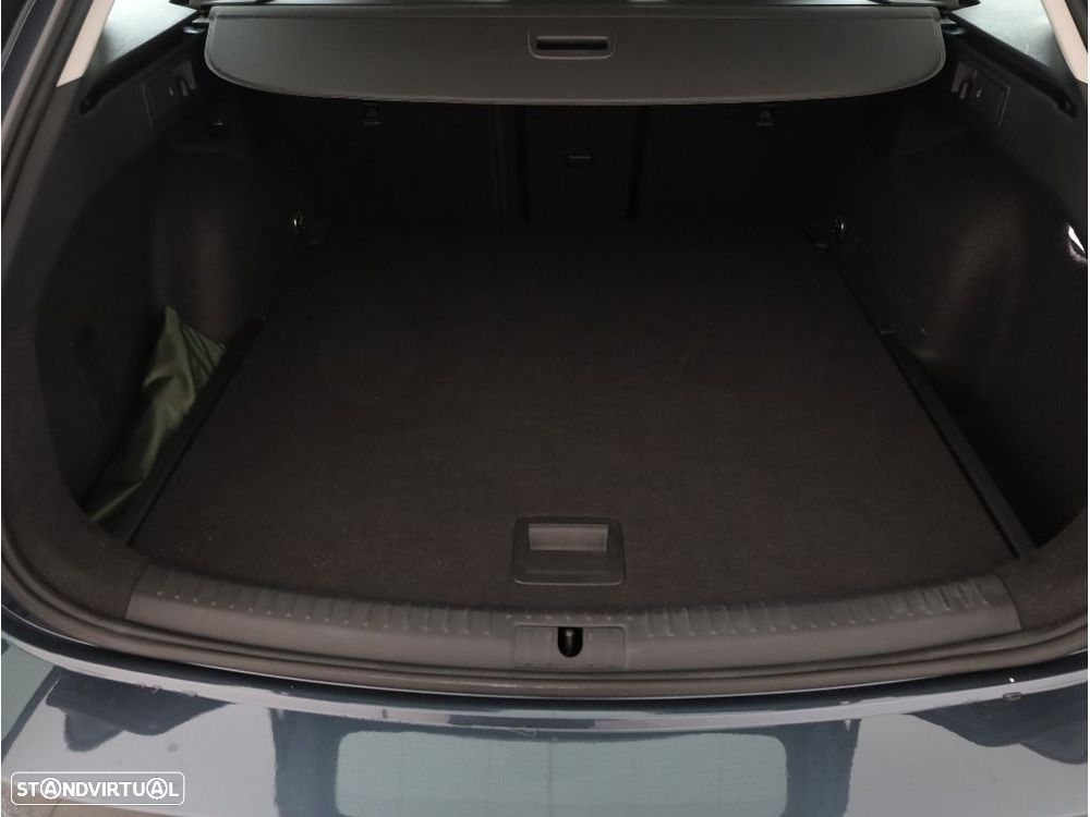 SEAT Leon ST 2.0 TDI Style - 23