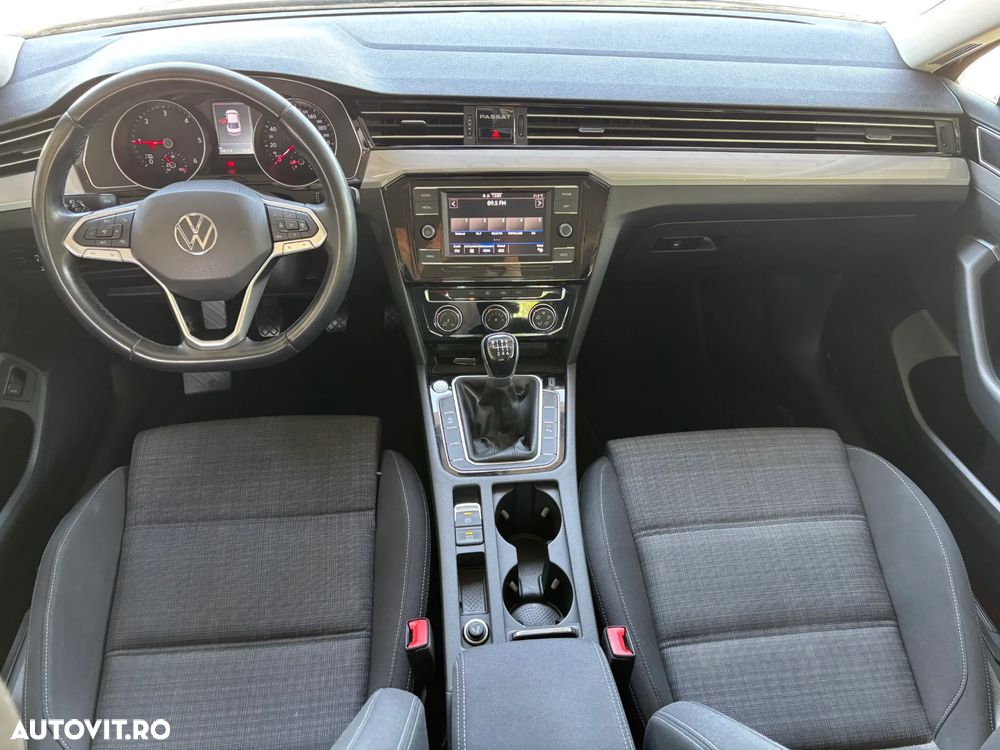 Volkswagen Passat 2.0 TDI Comfortline - 5