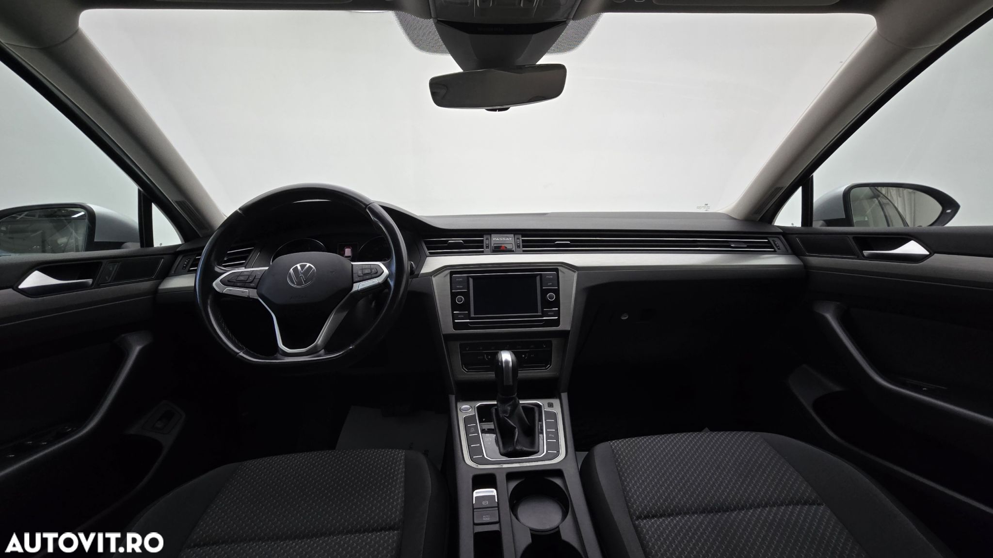 Volkswagen Passat Variant 2.0 TDI DSG Advance - 14