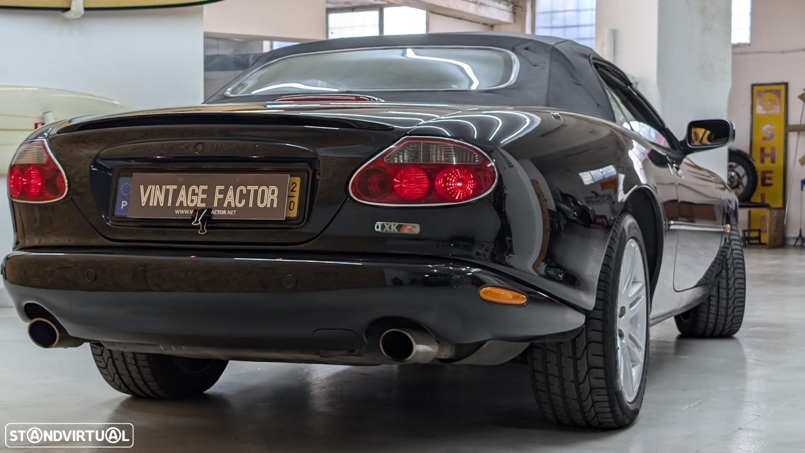Jaguar XK XKR 4.2 Coupé SC - 15